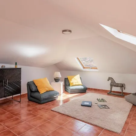 Casa Do Castelo By An Island *