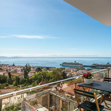 Casa Do Castelo By An Island * 丰沙尔